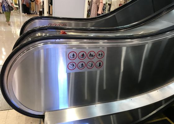 30 / 27.3 Degrees Heavy Duty Escalator Type 1000 Glass / St. St. Panel Balustrade
